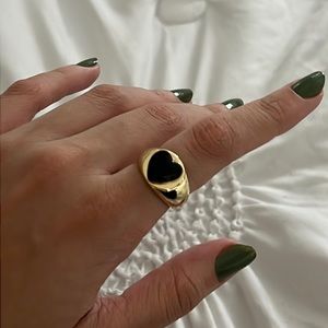 y2k black heart gold ring